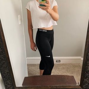 3/4 women’s Nike Pro leggings